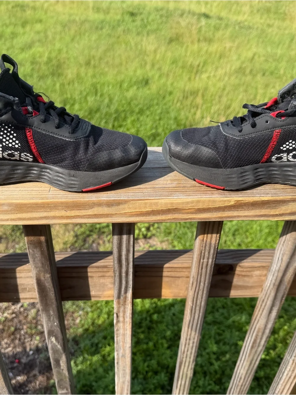 Adidas Lightmotion Kids Athletic Sneakers Size 3 Black Red White